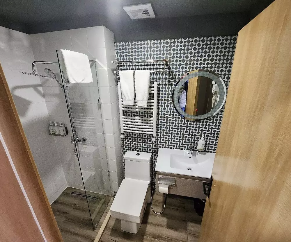 حمام هتل بست وسترن گودائوری